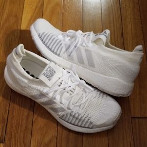 🆕️ Adidas PureBoost HD